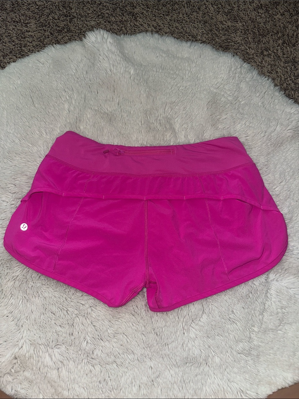**RARE** discontinued lululemon athletica Run: Speed shorts in Sonic Pink